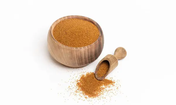 بررسی خواص خاکشیر برای بانوان در دوران قاعدگی، بارداری و شیردهی