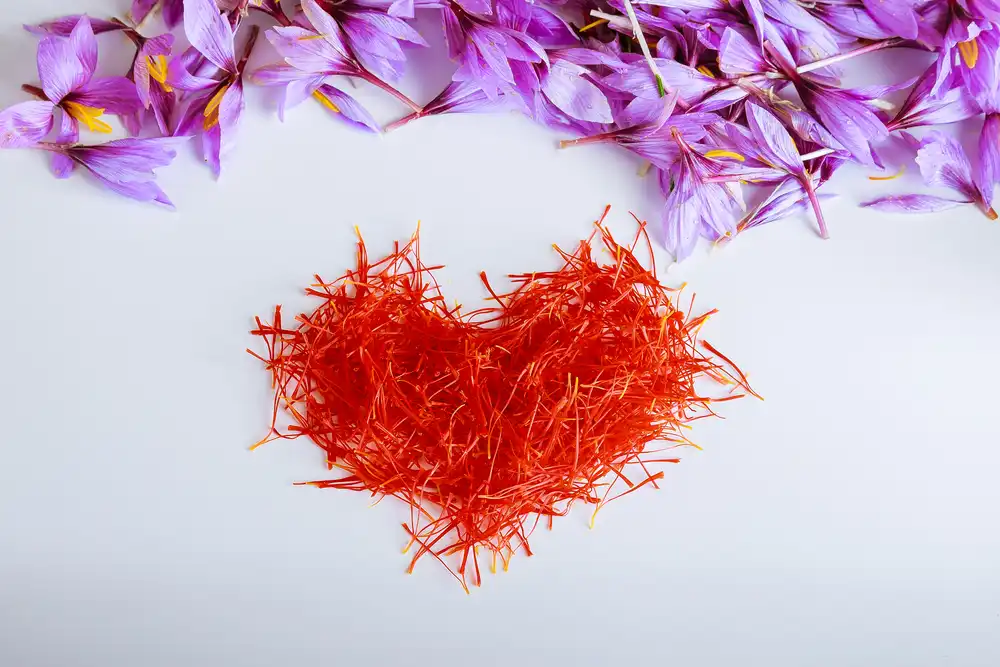 فواید زعفران برای سلامتی قلب و عروق